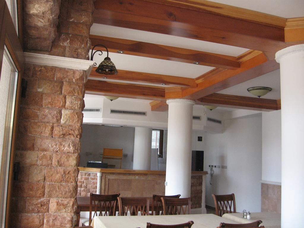 Apartments And Rooms Levantin Inn Sveti Stefan Exteriör bild