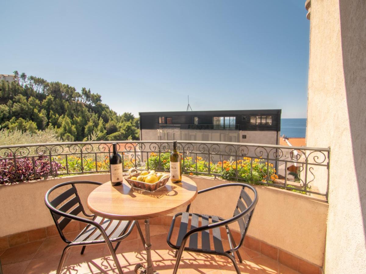 Apartments And Rooms Levantin Inn Sveti Stefan Exteriör bild